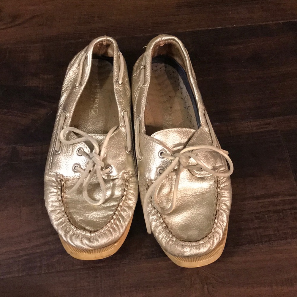 Sperry leather topsiders